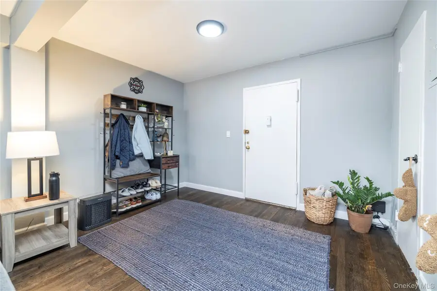 280 Guy Lombardo Avenue #3D, Freeport, NY 11520 - Image #3