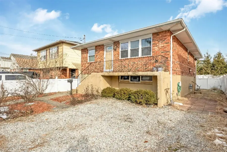 45 Sound Beach Avenue, Bayville, NY 11709 - Image #2