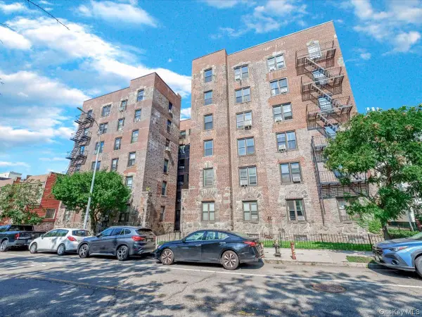 9524 Fort Hamilton Parkway #301, Brooklyn, NY 11209