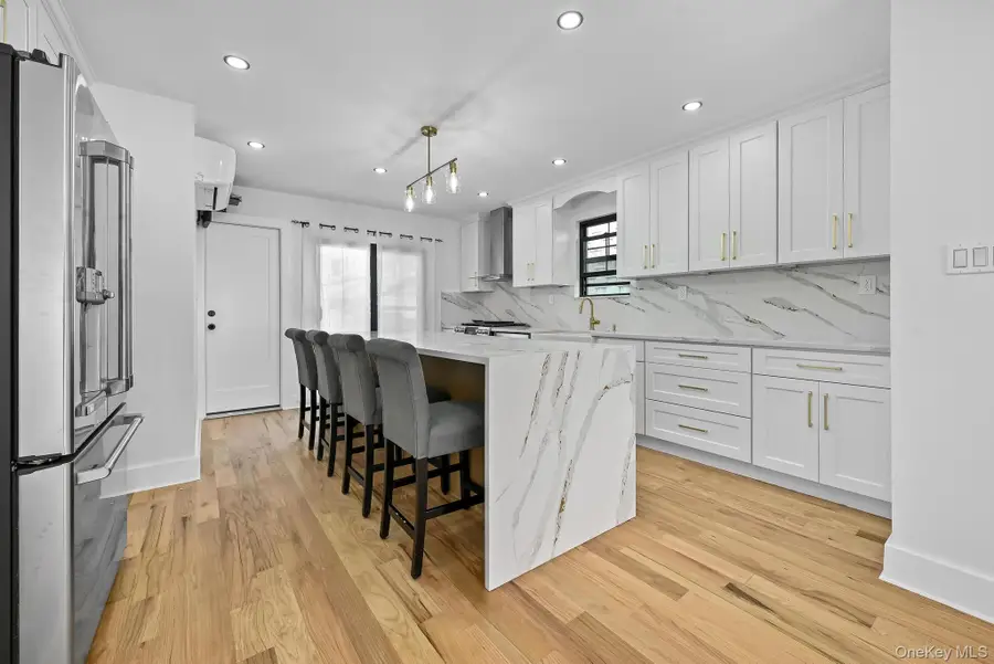 91-35 71 Avenue, Forest Hills, NY 11375 - Image #3