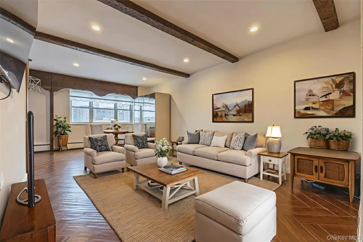 99-10 60th Avenue #6EE, Corona, NY 11368 - Image #1