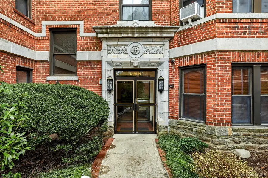 11 Alden Road #1M, Larchmont, NY 10538 - Image #2