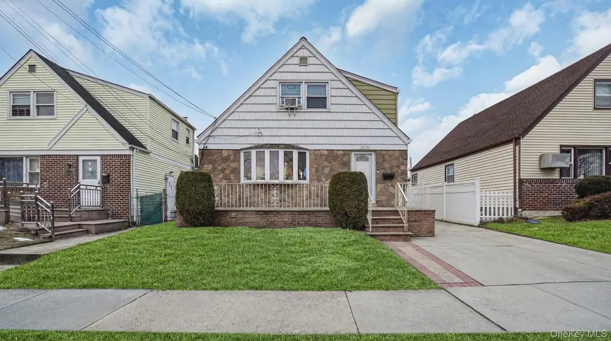 8268 Little Neck Parkway, Floral Park, NY 11004 - Image #1