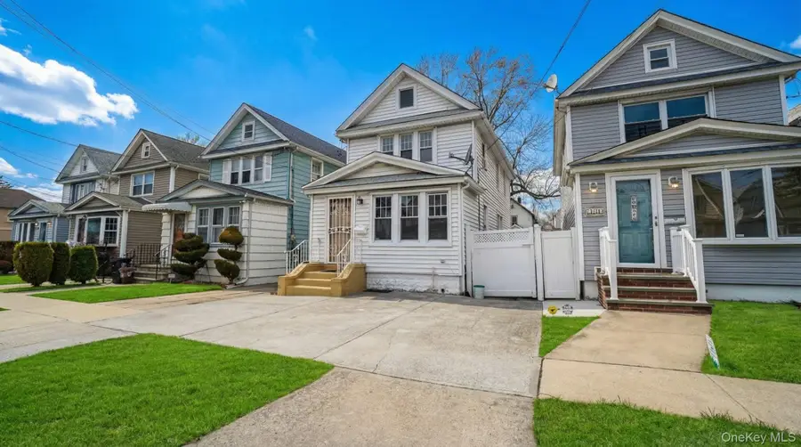 23709 93rd Road, Bellerose, NY 11426 - Image #2