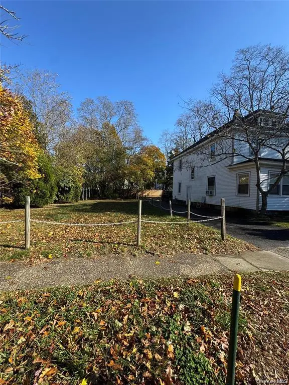 368 Sweezy Avenue, Riverhead, NY 11901 - Image #1