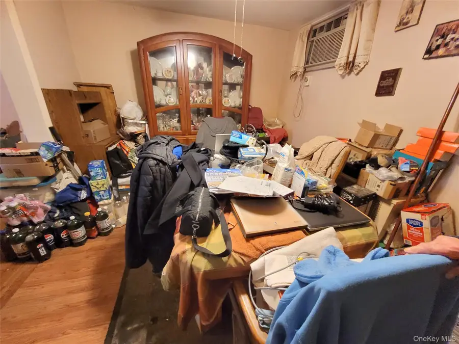 6038 78th Avenue, Glendale, NY 11385 - Image #3