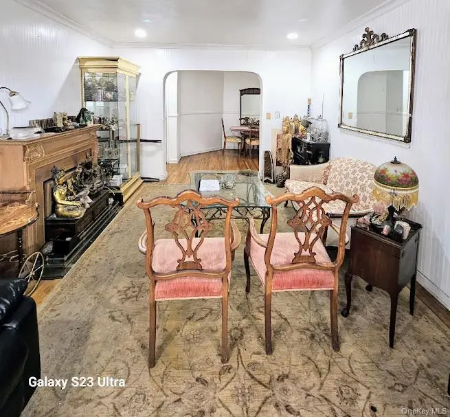 76-10 34th Avenue #2M, Jackson Heights, NY 11372 - Image #2