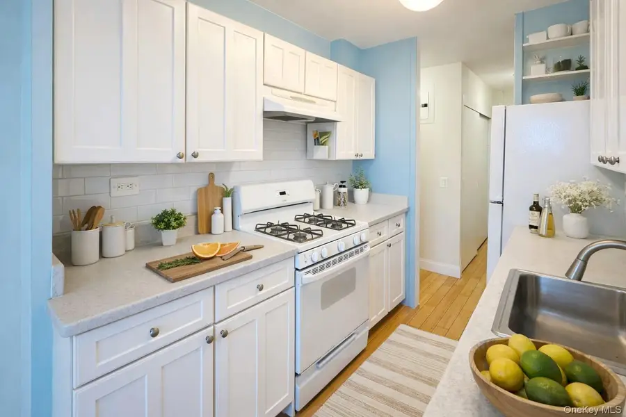 880 Boynton Avenue #18A, Bronx, NY 10473 - Image #2