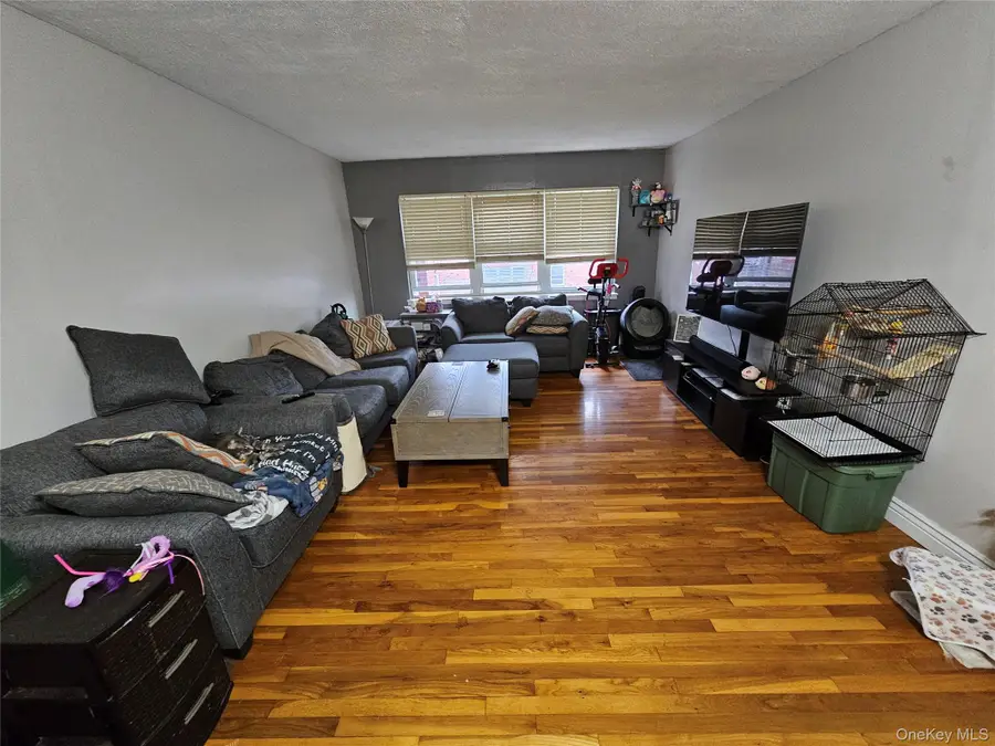 139 Farber Drive #139, West Babylon, NY 11704 - Image #3