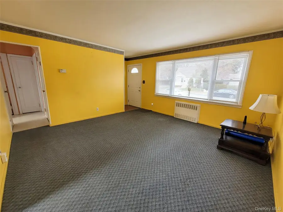 2106 5th Street, East Meadow, NY 11554 - Image #3