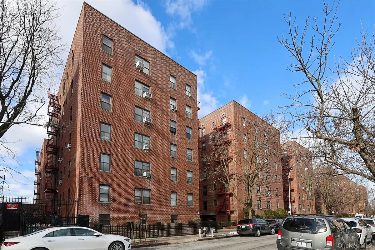 32-40 89 Street #608, East Elmhurst, NY 11369 - Image #1