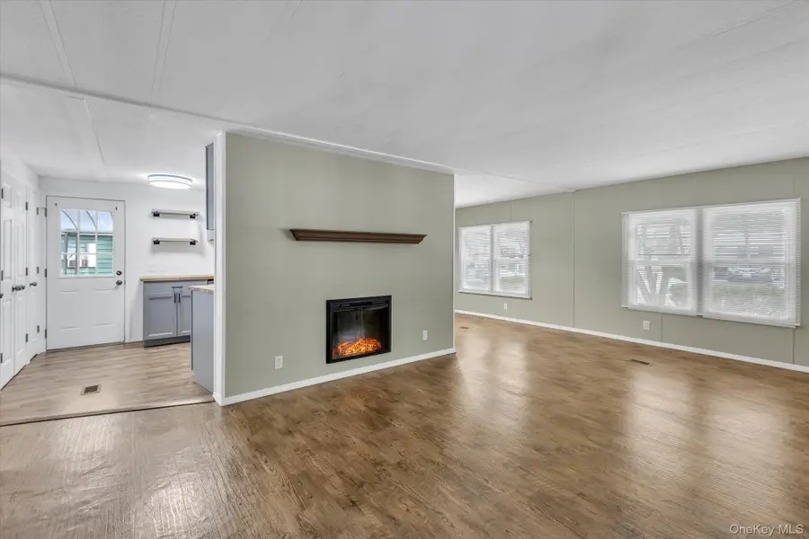 525-183 Riverleigh Avenue #183, Riverhead, NY 11901 - Image #2