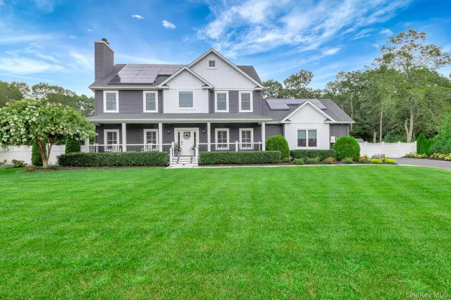 6 Mastro Court, Baiting Hollow, NY 11933 - Image #2