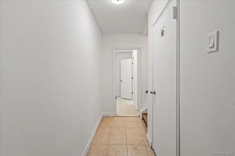 953 E 217th Street #A, Bronx, NY 10469 - Image #3