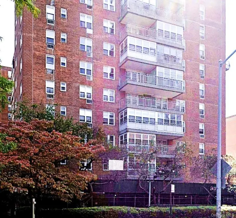 138-10 Franklin Avenue #10G, Flushing, NY 11355 - Image #1