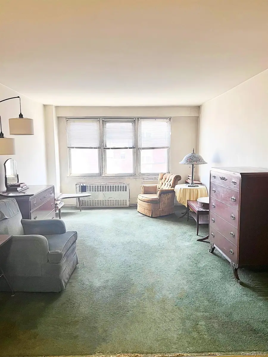 138-10 Franklin Avenue #10G, Flushing, NY 11355 - Image #3