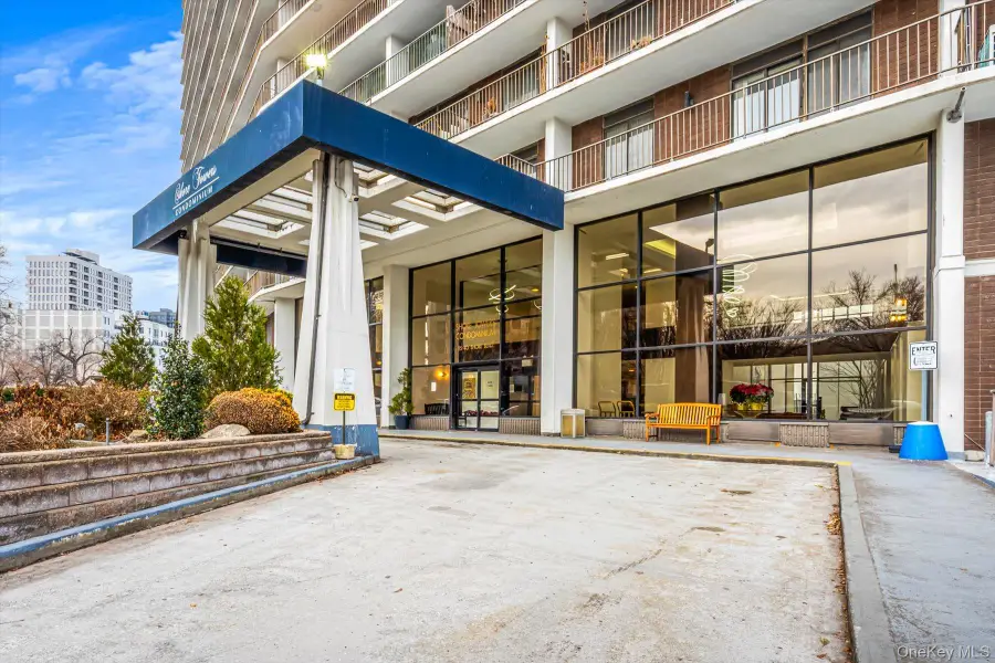 25-40 Shore Boulevard #5E, Astoria, NY 11102 - Image #2