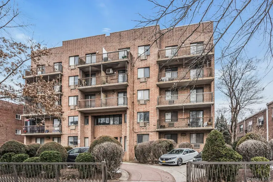 147-45 Barclay Avenue #5B, Flushing, NY 11355 - Image #2