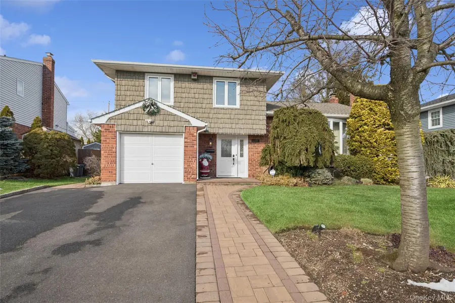 1123 Bernard Drive, Westbury, NY 11590 - Image #3