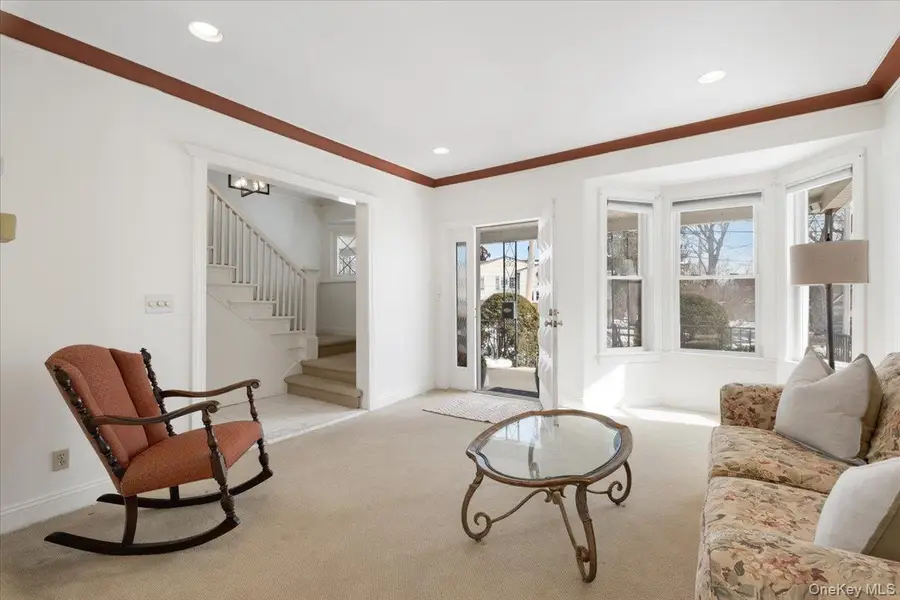 1224 Knickerbocker Avenue, Mamaroneck, NY 10543 - #3