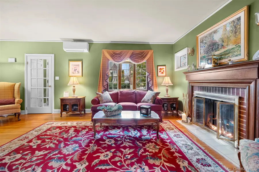 47-52 245th Street, Douglaston, NY 11362 - Image #3