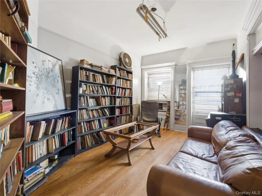 372 Parkside Avenue, Brooklyn, NY 11226 - Image #2