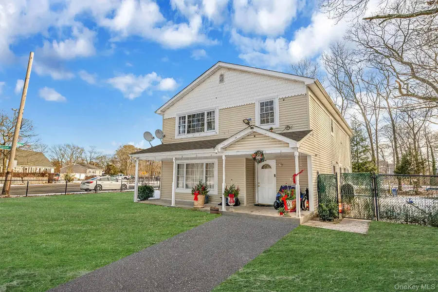 78 Eleanor Avenue, Mastic, NY 11950 - Image #3