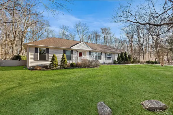 17 Cove View Road, Sag Harbor, NY 11963