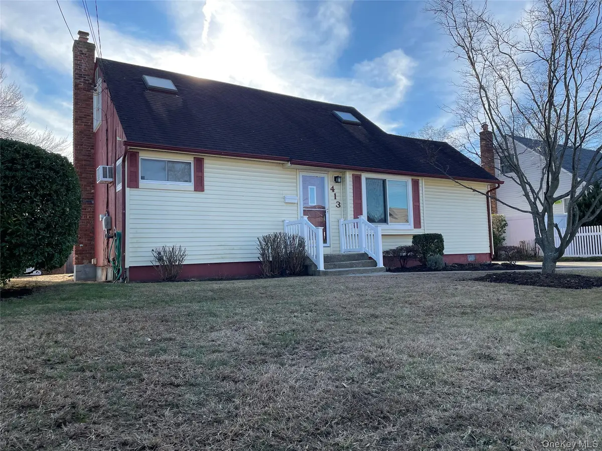 413 37th Street, Lindenhurst, NY 11757 - Image #1