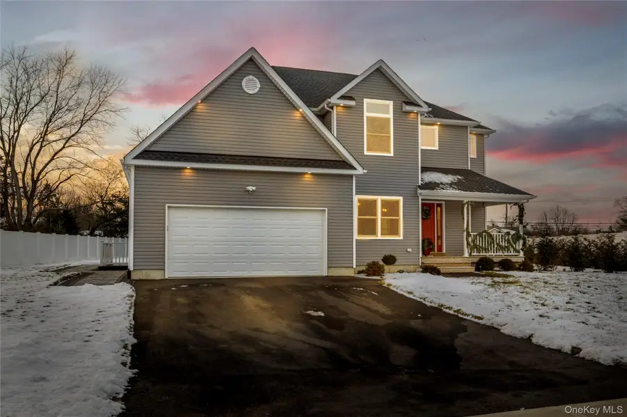 9 Shaw Lane, East Moriches, NY 11940 - Image #2