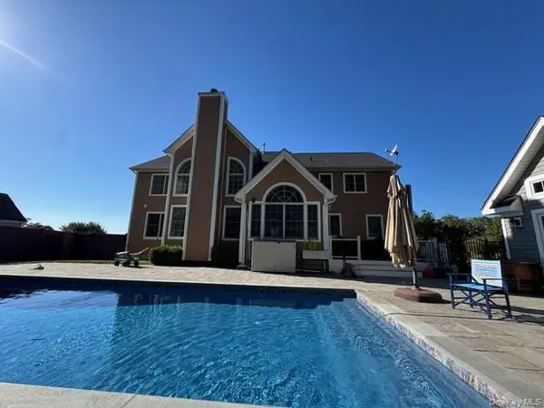 132 Spy Glass Hill, Hopewell Junction, NY 12533