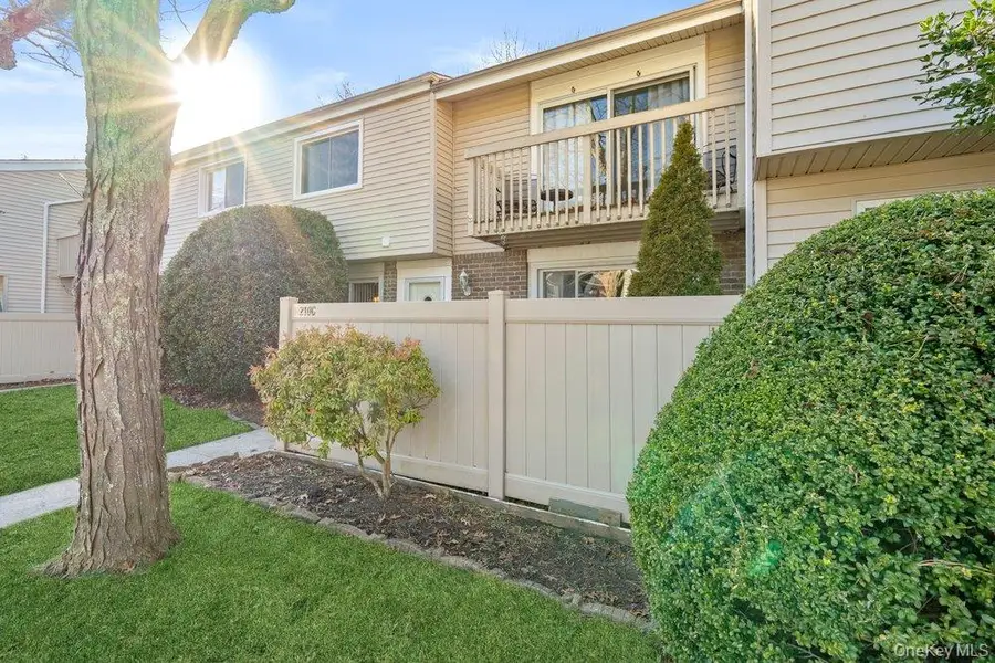 210 Springmeadow Drive #C, Holbrook, NY 11741 - Image #2