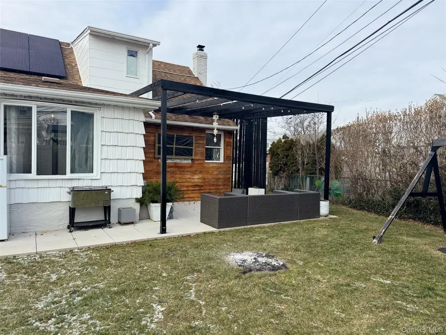 573 Martin Road, Franklin Square, NY 11010 - Image #2