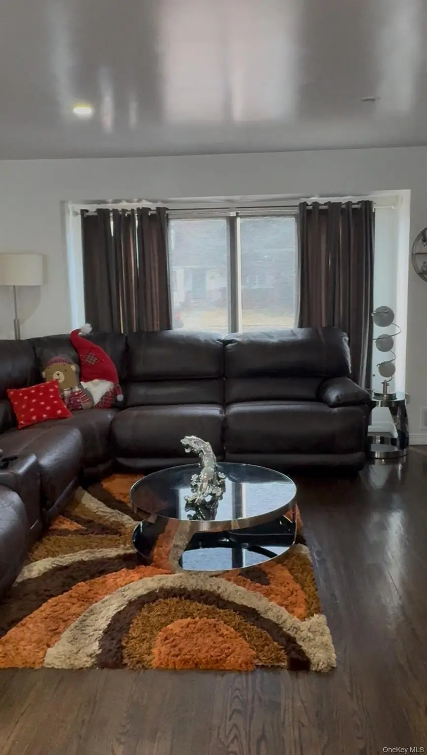 573 Martin Road, Franklin Square, NY 11010 - Image #3