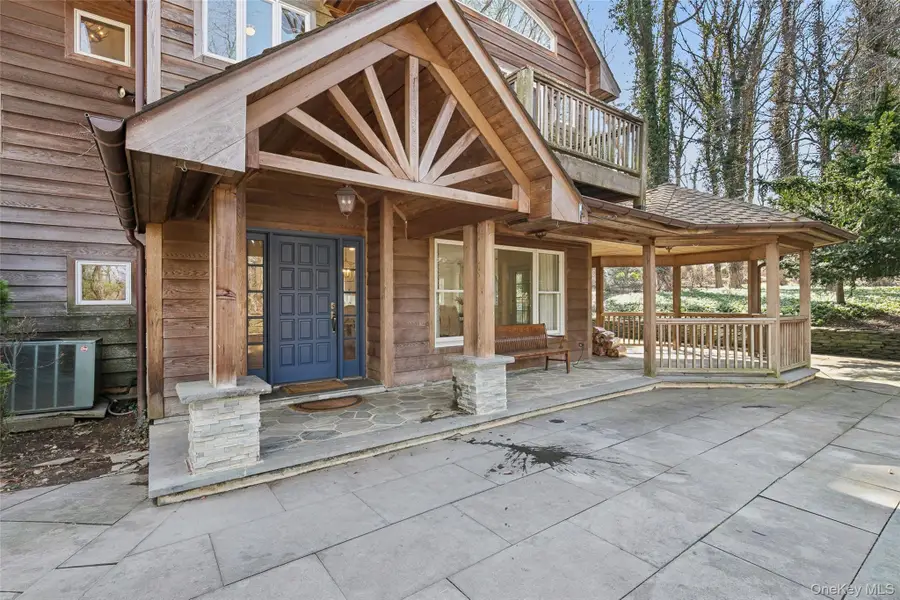 85 Cove Road, Oyster Bay Cove, NY 11771 - #2