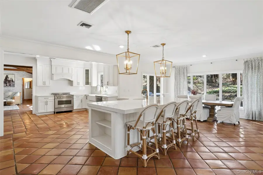 85 Cove Road, Oyster Bay Cove, NY 11771 - #3