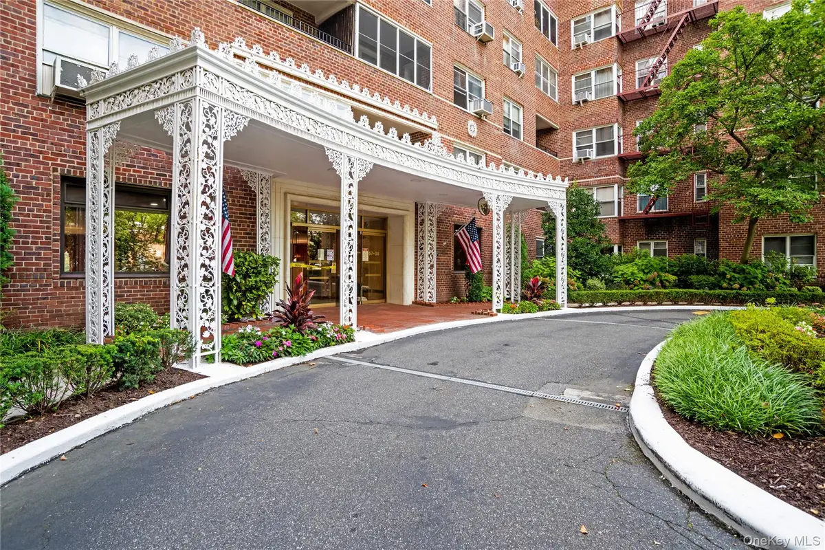 67-38 108th Street #D21, Forest Hills, NY 11375 - Image #1