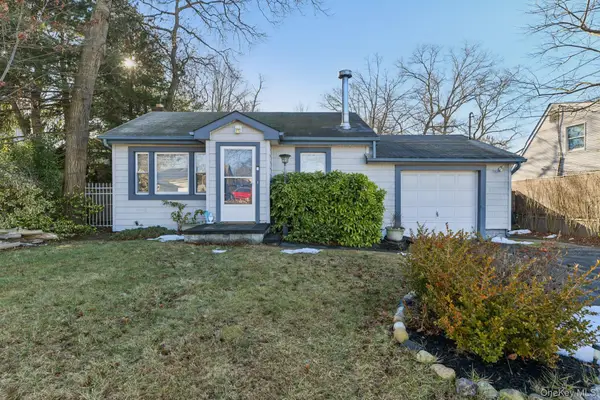 60 Green Avenue, Patchogue, NY 11772