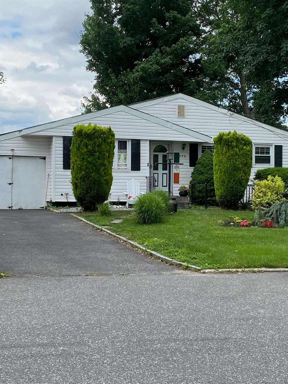 235 E 1st Street, Deer Park, NY 11729 - #1