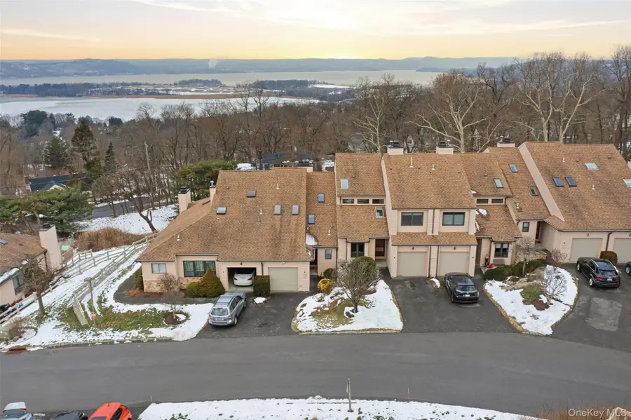 8 Hudson Watch Drive, Ossining, NY 10562 - Image #2