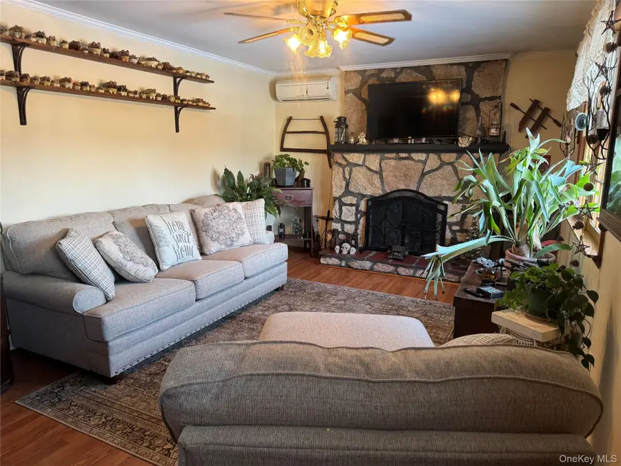 1016 Plains Road, Wallkill, NY 12589 - Image #2