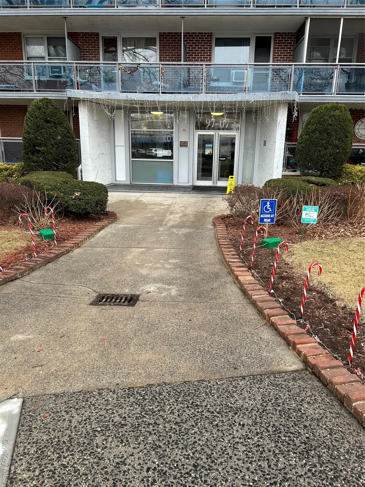 97-07 63rd Road #2K, Rego Park, NY 11374 - Image #1