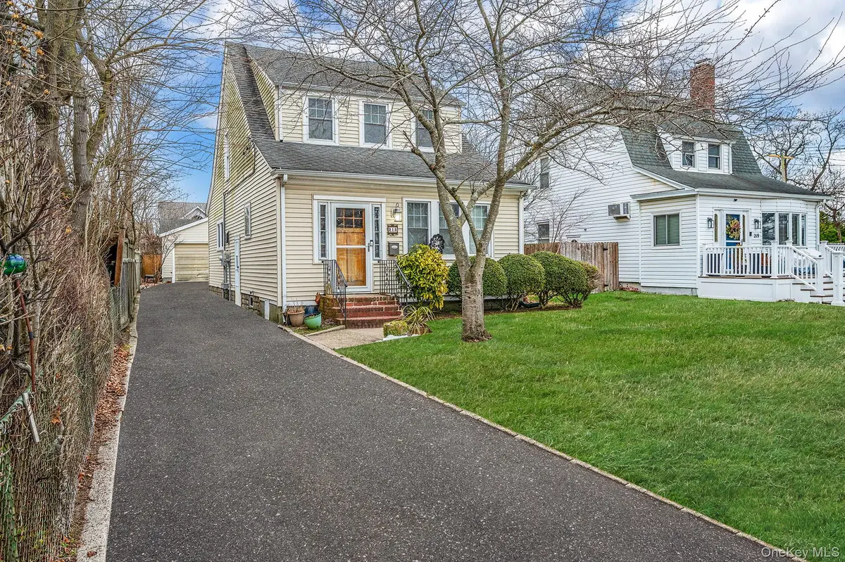 215 West Avenue, Patchogue, NY 11772 - Image #1