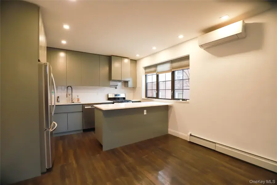 36-20 190th Street, Flushing, NY 11358 - #3