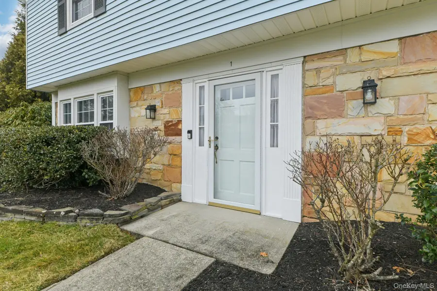 1 Haskel Court, Stony Brook, NY 11790 - Image #3