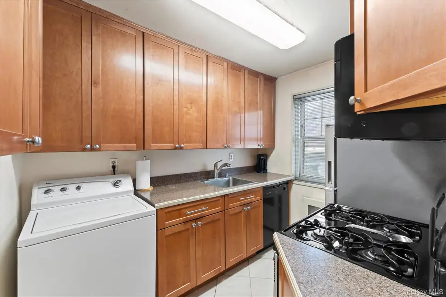 255-25 61st Avenue #3-881, Little Neck, NY 11362 - Image #3