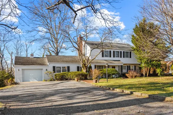 11 Searingtown Road, Searingtown, NY 11507