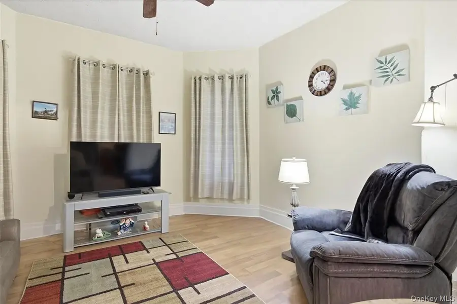 37 Summit Avenue, Catskill, NY 12414 - Image #2