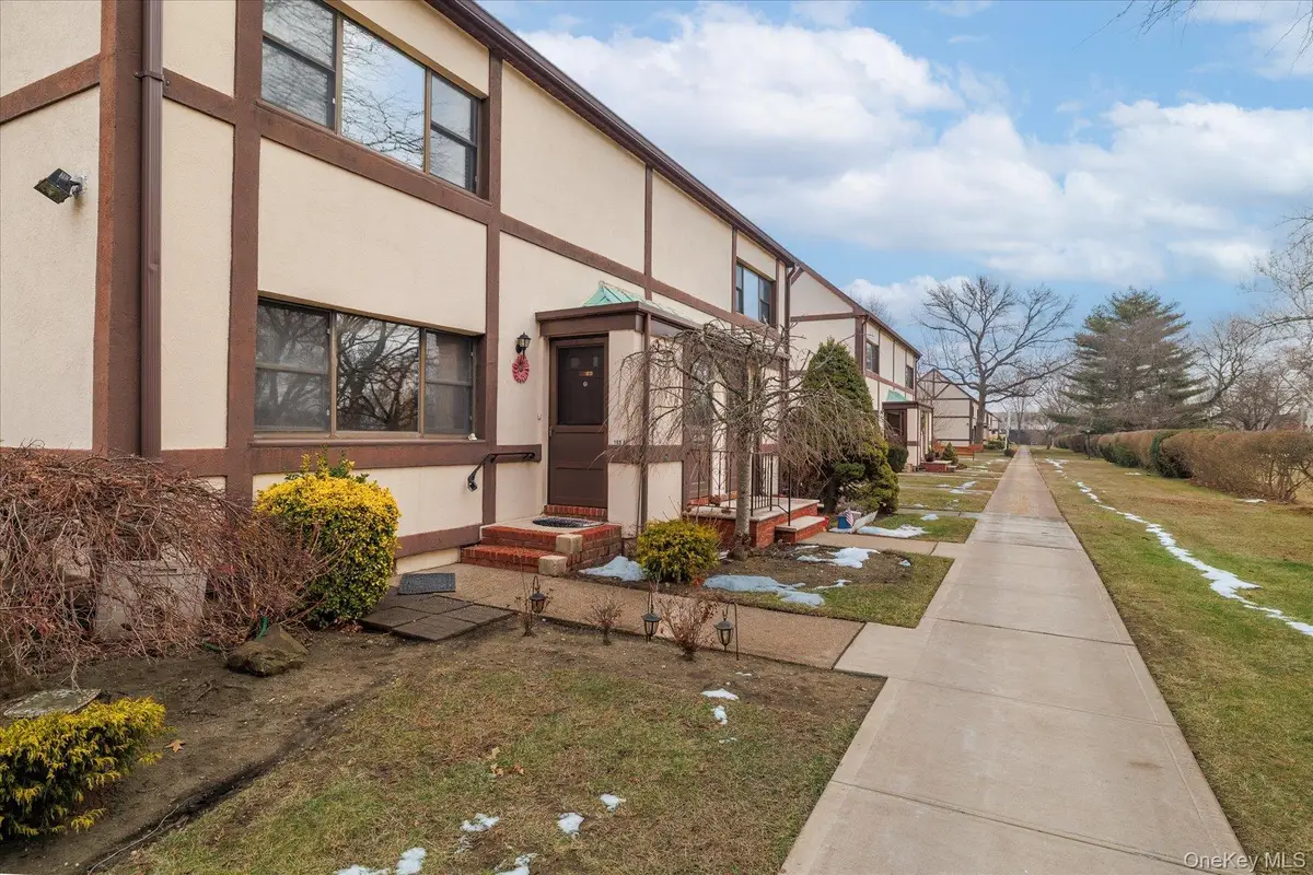 105 15th Street #A1, Garden City, NY 11530 - Image #1
