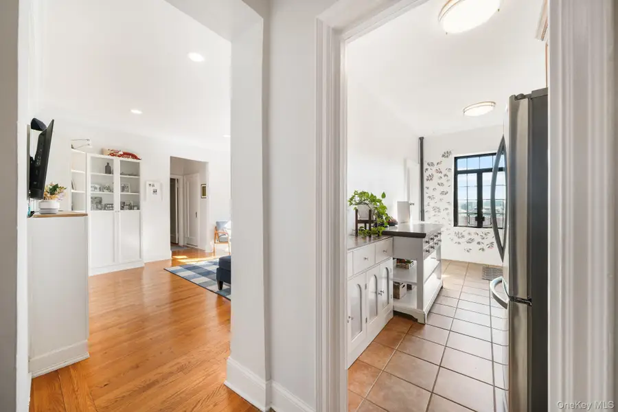 45 Pondfield Road W #5F, Bronxville, NY 10708 - Image #3